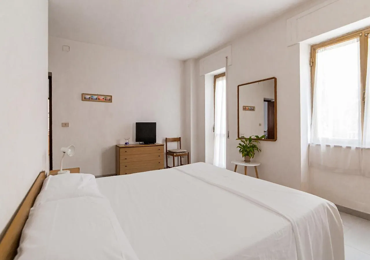 Casa Zara Appartamento La Maddalena  0*, La Maddalena (Sassari) Italia